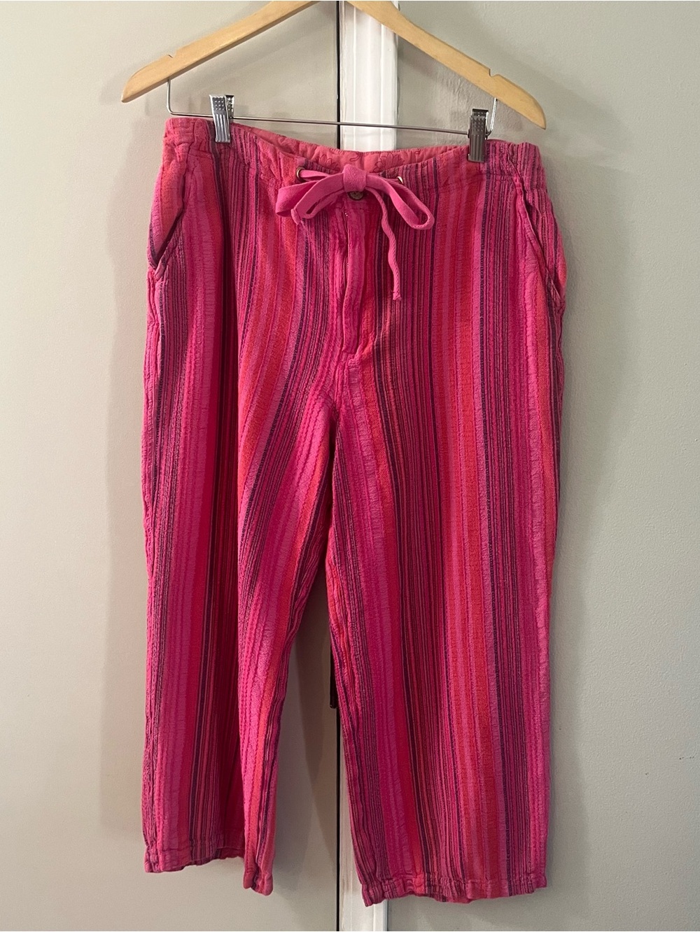 Sundance Pink Hana Striped Linen Cropped Pants - Size Large